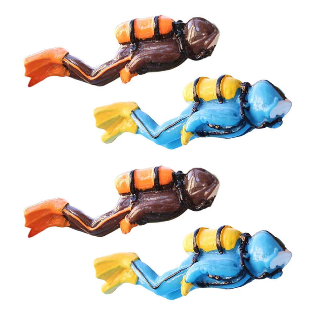 

4Pcs Aquarium Frogman Decor Fish Tank Resin Craft Resin Diver Craft Decorative Aquarium Adorn