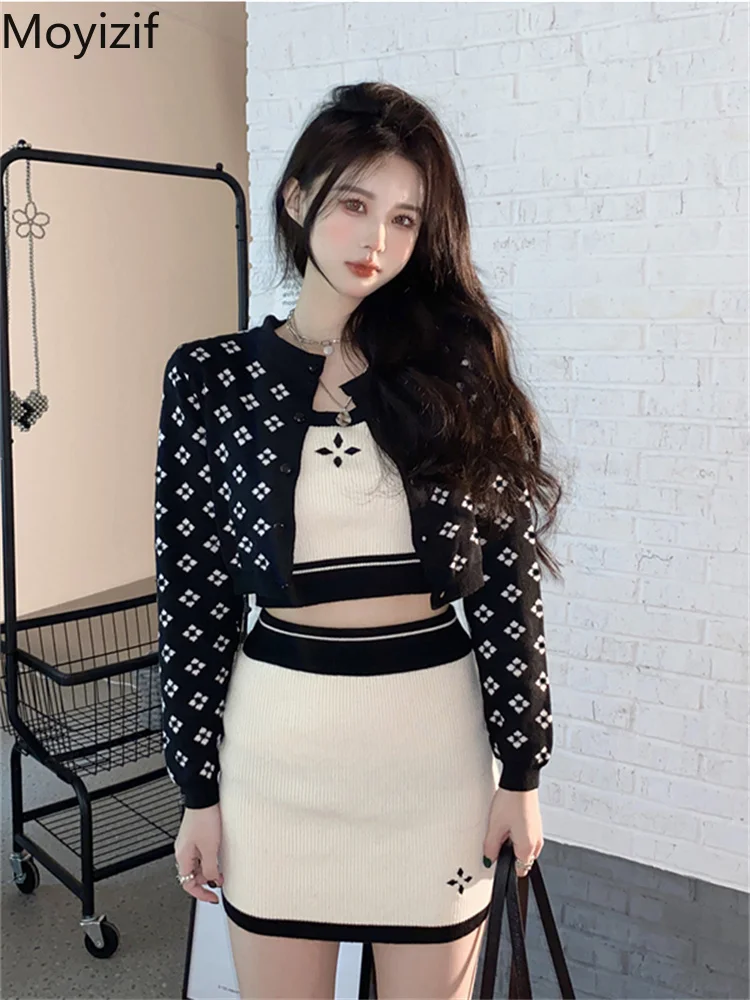 

Трикотажный кардиган и юбка Moyizif, Женская весенняя одежда, корейский свитер, куртка, короткий дизайн, черная Горячая новинка, укороченные то...