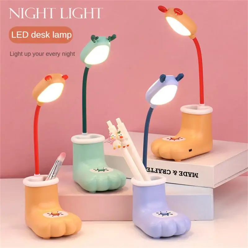 

LED Cat Claw Pen Holder Table Lamp USB Charging Night Light Eye Protection 360 ° Adjustable Student Gift Study Bedroom Desk Lamp