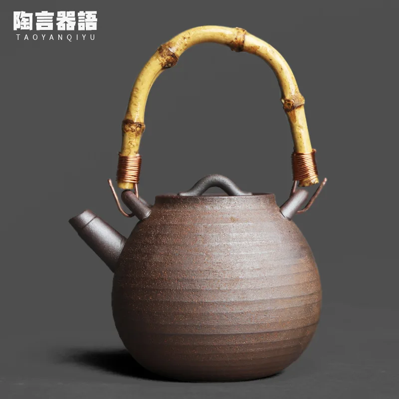 

Цзиндэчжэнь каменная Шахта глина в форме яйца чайник с кольцевой ручкой из бамбукового ротанга японский дзен чайник один чайник