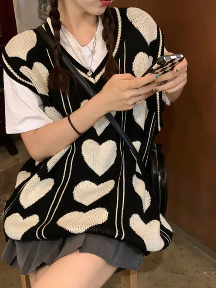 

Women Knitted Sweater Vest Autumn Short Pullovers Loose Vintage Sweater Sleeveless V-Neck Tops Female Outerwear Korean Knitwear