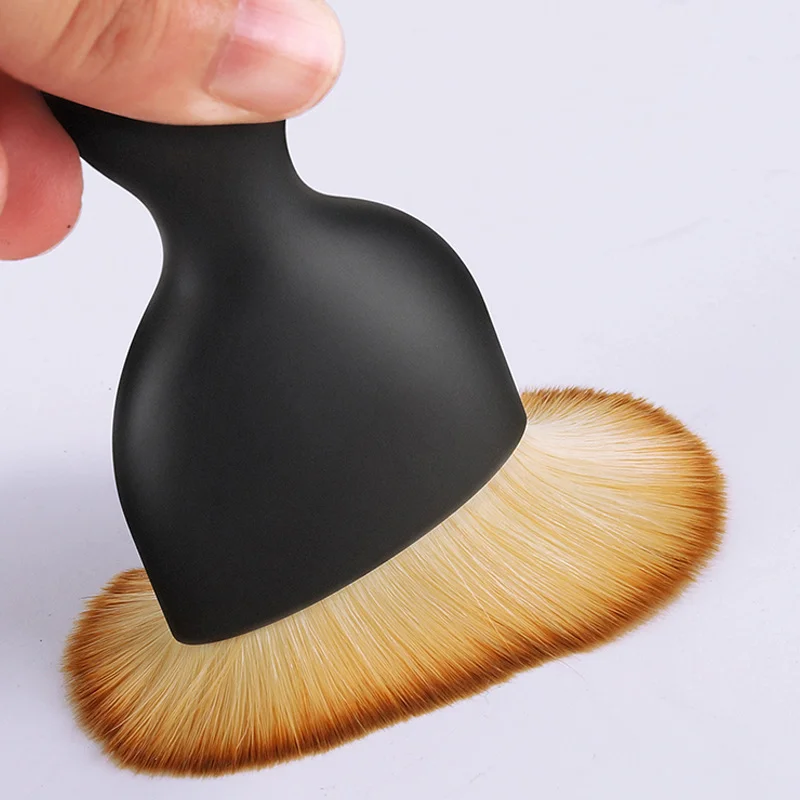 Рисунок 5 - Щетка для чистки салона автомобиля