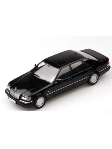 Металлическая модель автомобиля WELLY Mercedes-Benz S600 W140 1:18 с головой тигра