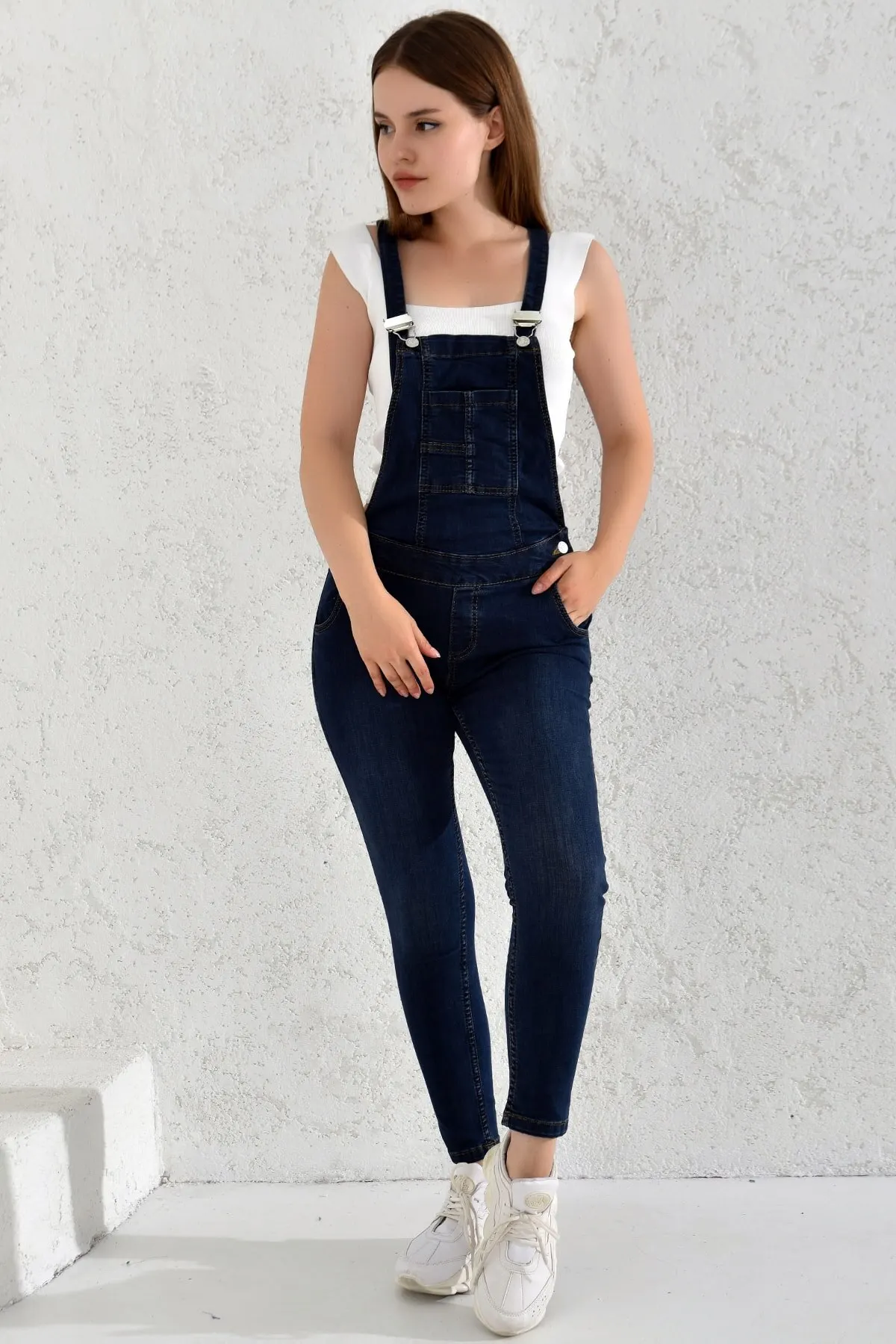 

Women's Overalls Special Design Front Pockets Side Button Detailed Narrow Skinny Leg Denim Fabric Lycra Jean Jeans Loose