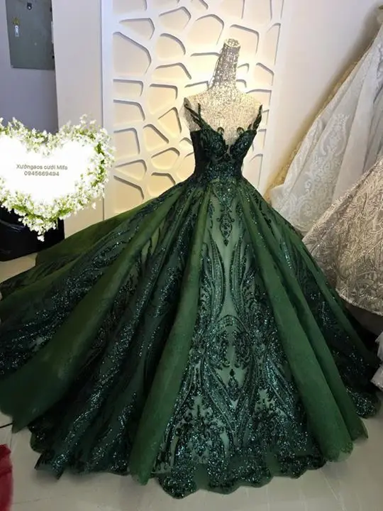 Рисунок 4 - 2024 зеленое вечернее платье без бретелек