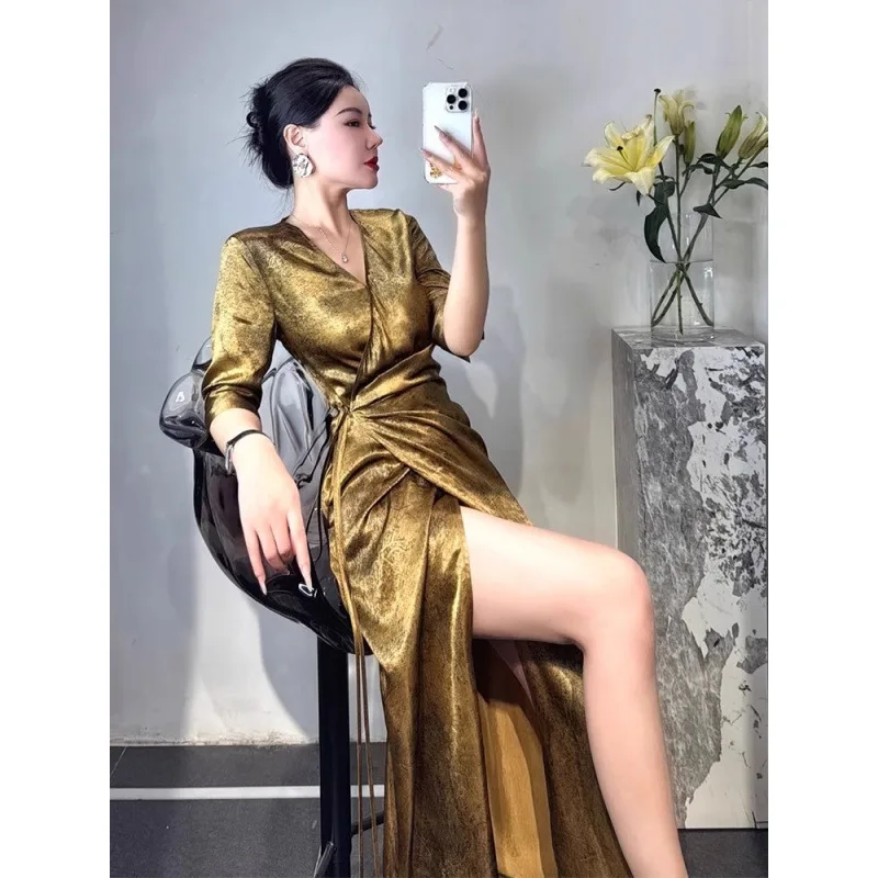Осенне-высококачественное элегантное атласное платье золотого цвета GLT