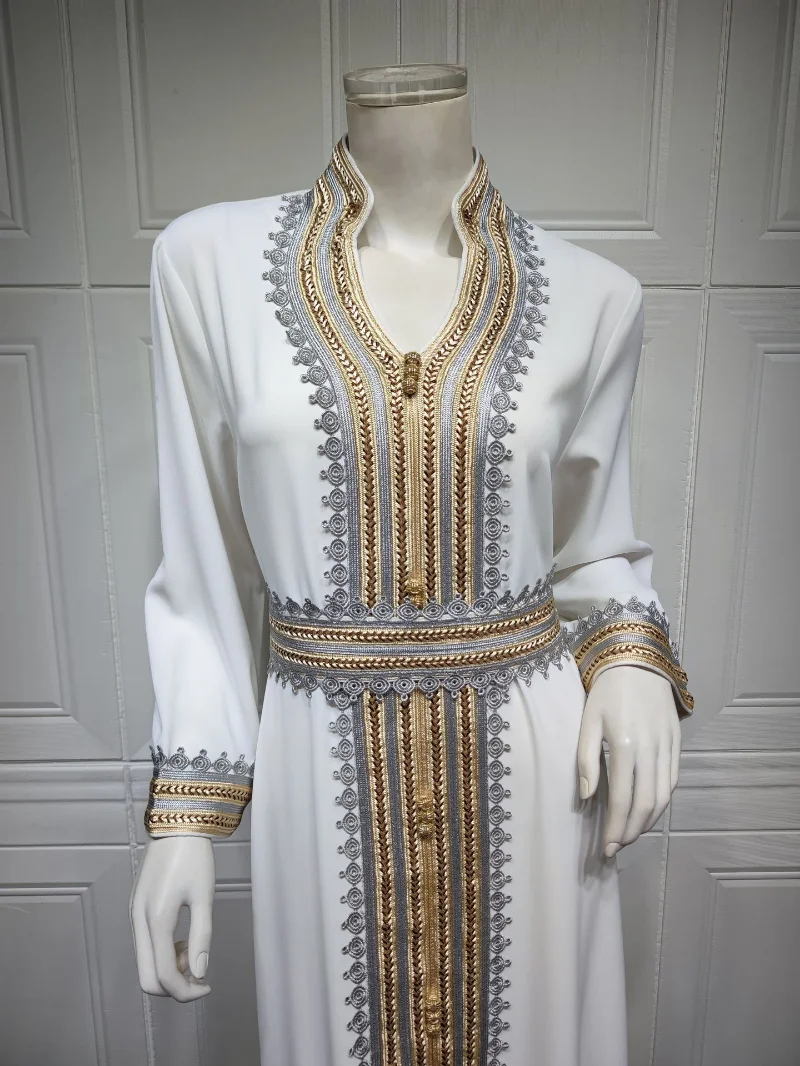 Ramadan Kaftan Evening Dresses Dubai Muslim Luxury Abayas Embroidery Lace Islam Kimono for Women White Maxi Dress 2022