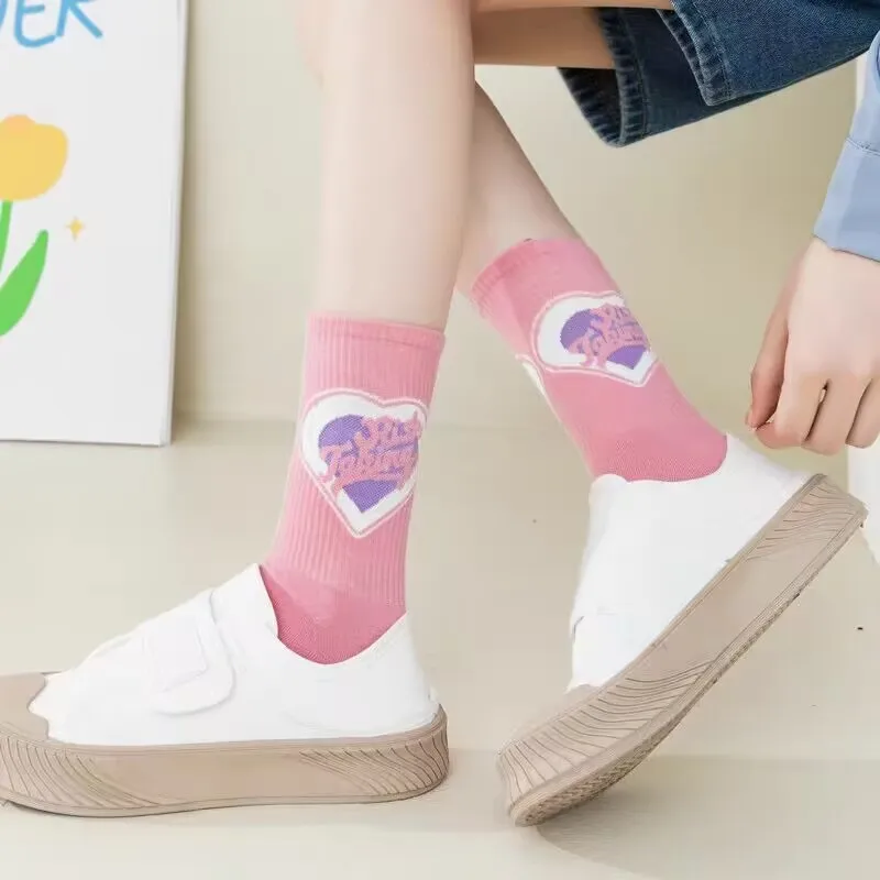 2023 Korean fashion sweet woman socks cute love square funny socks street hip hop skateboarding happy socks