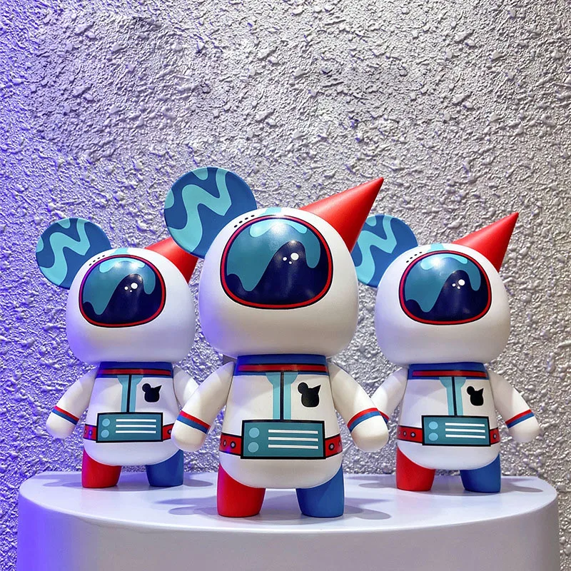 

Astronaut Trend Painted Resin Statue Aesthetic Room Decor Home Decoration Accessories For Living Room Kids Gift Desk Sculpture