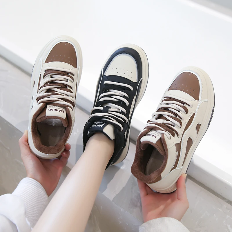 

2022 Wholesale retro style women's running shoes design breathable shoes women's designer shoes heavy sports shoes casual shoes