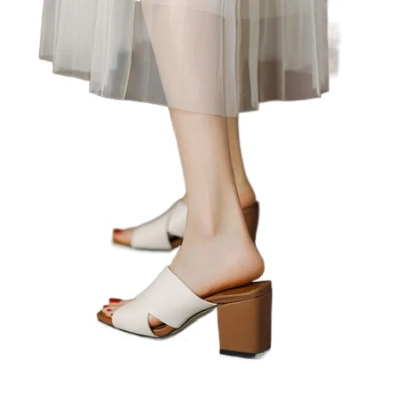 

Big size Oversize Large size Thick Heel Fashion sandals with heels Heels Slippers simple and elegant womens shoes with design
