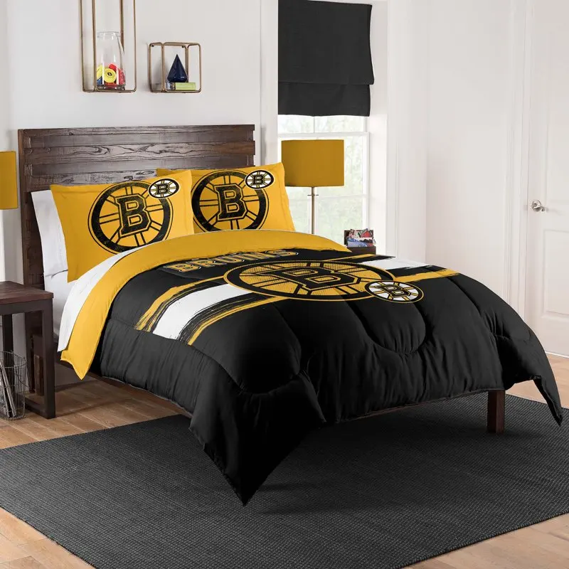 

Boston Bruins Officially Comforter & Sham set Full/Queen