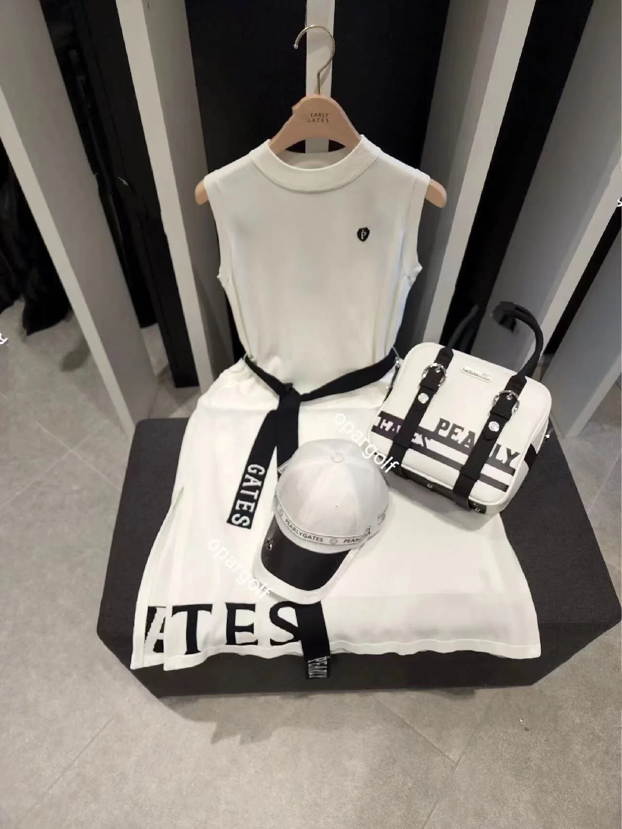 New PG Golf fashion hand Bill of Lading shoulder bag Versatile waterproof leather outdoor sports leisure large capacity handbag