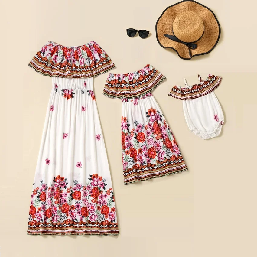 

Богемные платья для мамы и дочки, Семейный комплект, одежда для мамы и я с цветами, хлопковое платье с вырезом лодочкой для женщин и девочек, ...