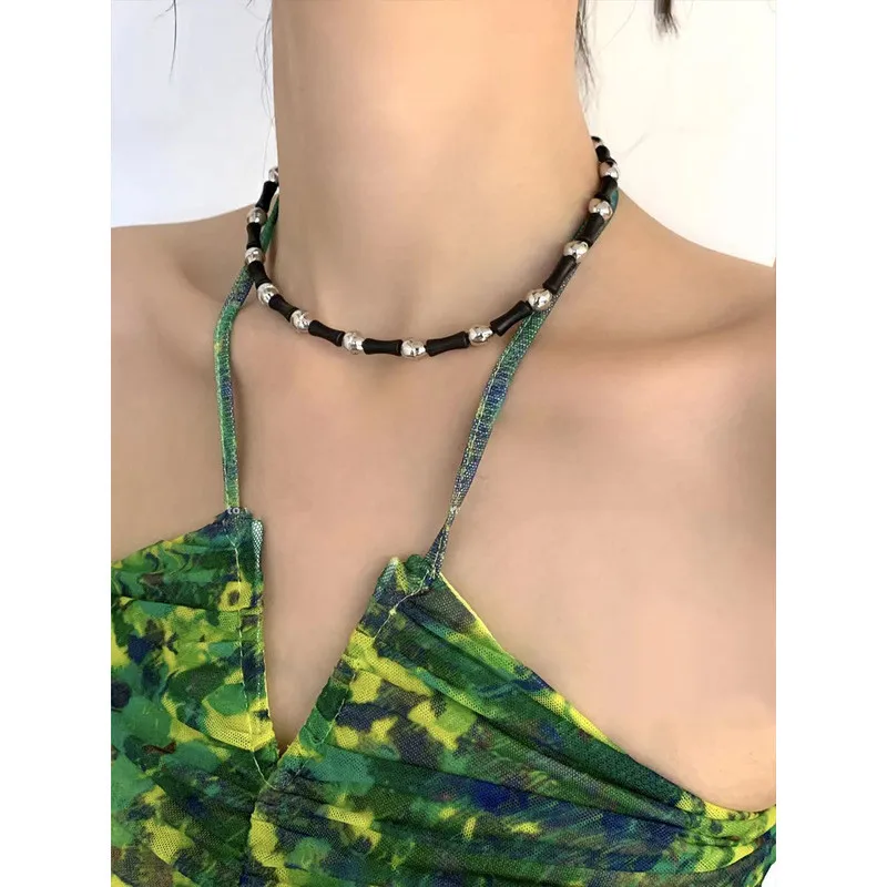 

Bamboo necklace and clavicle chain