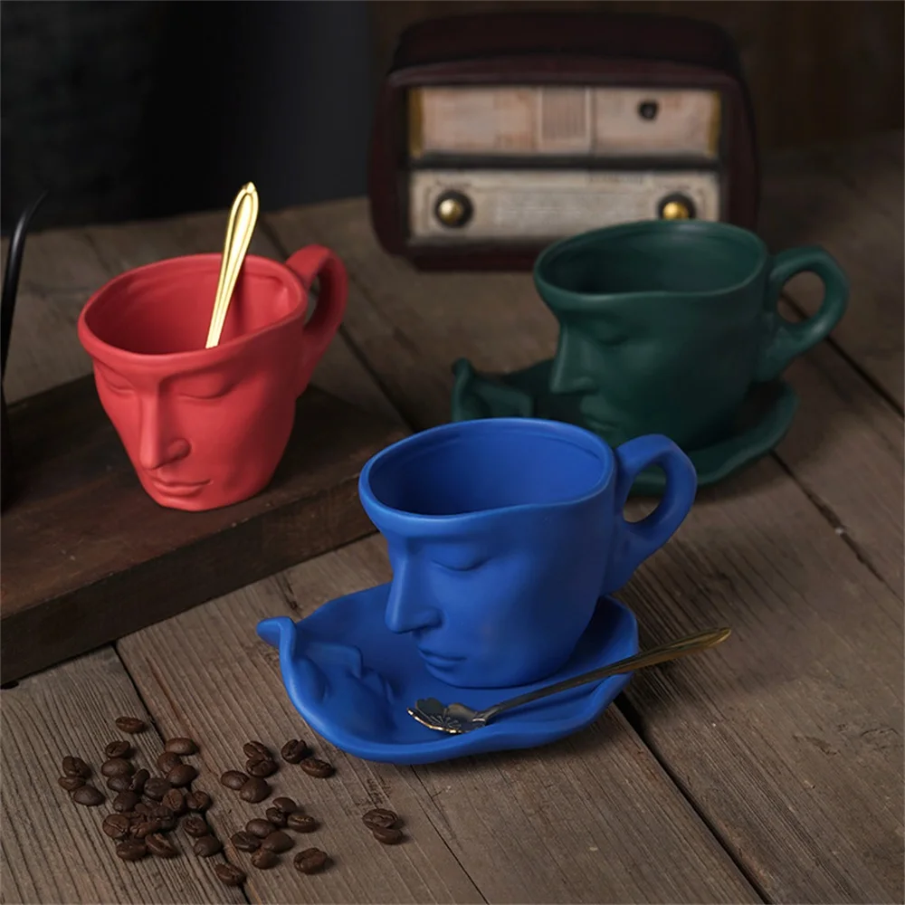 

Creative Coffee Cups Mugs Face Shape Ceramics Heat-Resisting Drinks Tea Juice Milk Cups With Handle Water Mug Drinkware Gift