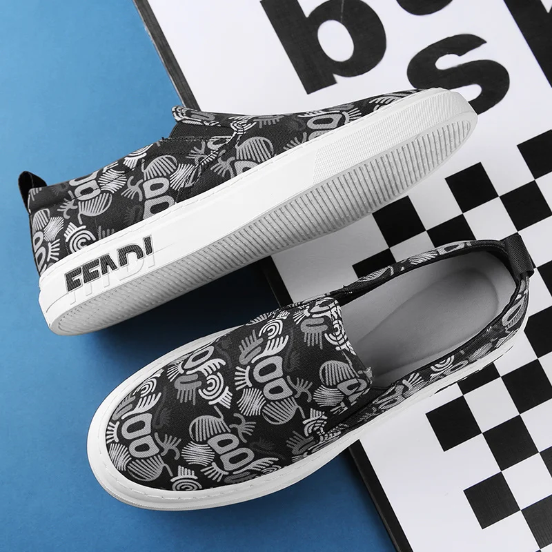 

Canvas Loafers Shoes Non-Slip Walking Shoes Fashion Lightweight Comfortable Sneakers for Male Men's Casual Slip-on Breathable