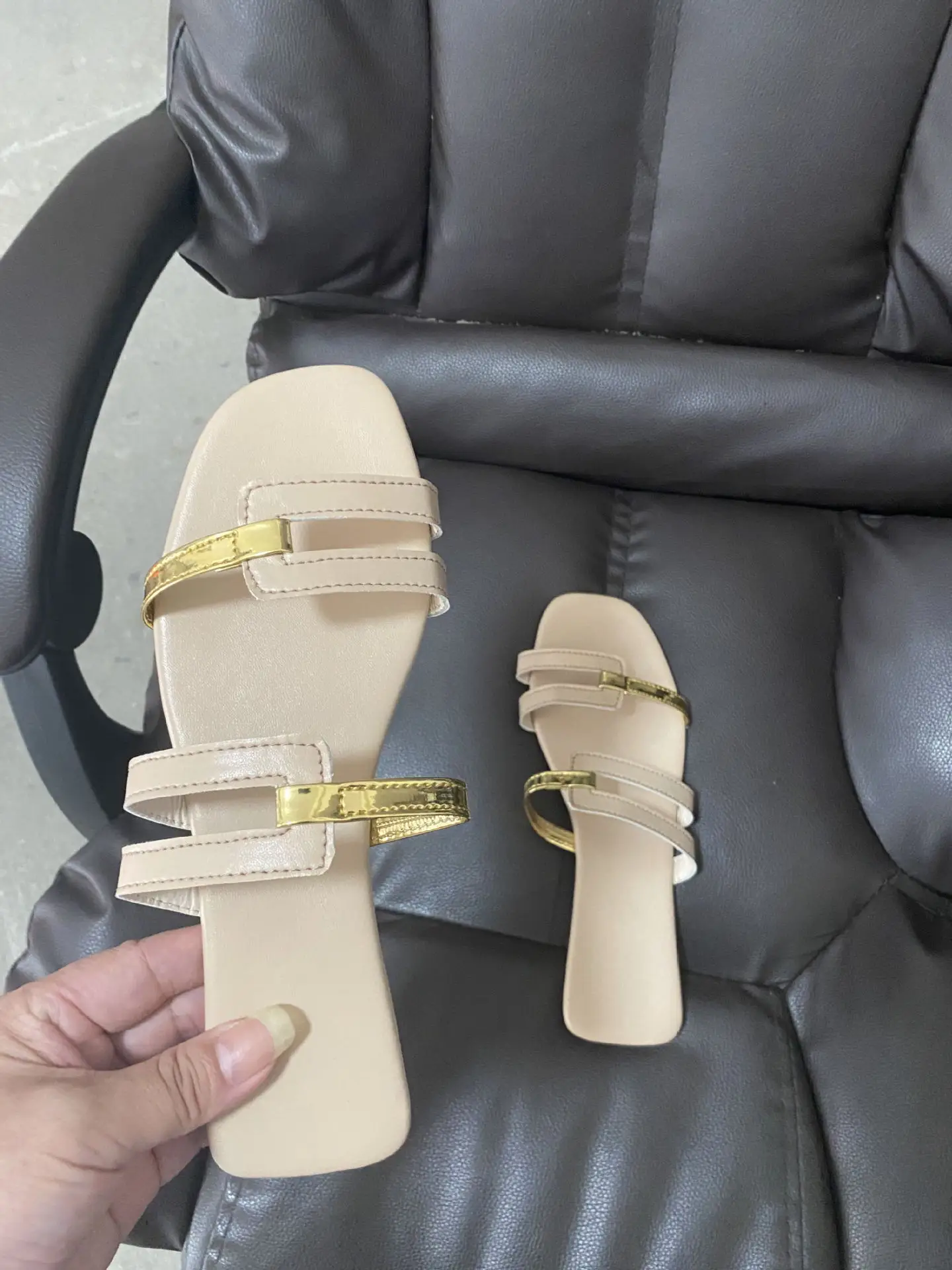 Flat Women's Slippers Simple Style Ladies Beach Shoes for Vacation Breathable Summer New 2023 Woman Flip Flops Plus Size Slides