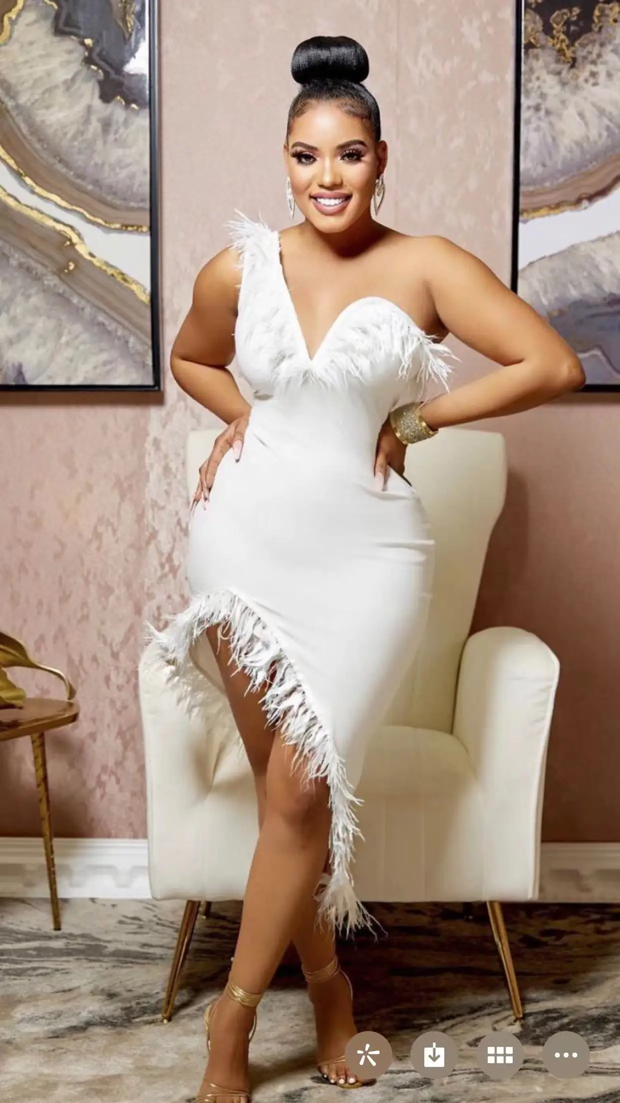 

2022 New Autumn White Color Women One Shoulder Sexy Feathers Bodycon Mid-calf Dress Rayon Bandage Fashion Celebrate Evening Wear