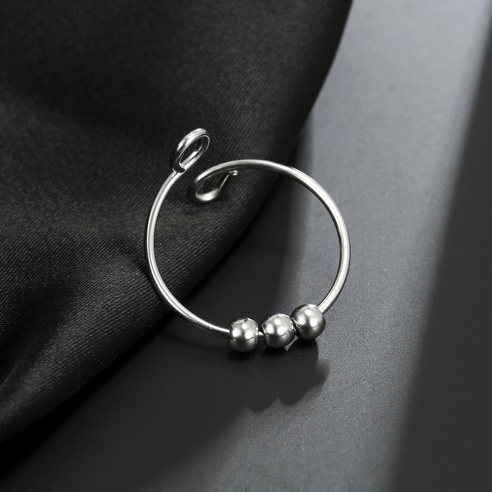 Skyrim Нержавеющая сталь вращать бусины беспокойство кольца регулируемые стресс