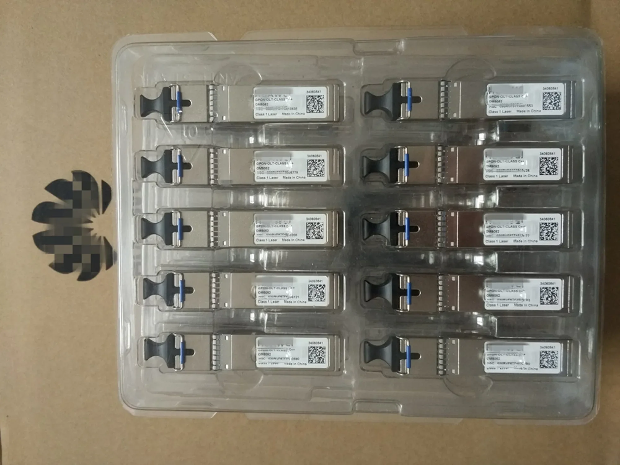Оригинальный новый оптоволоконный модуль C++ SFP Gpon SFP Olt SC SFP GPON-OLT-CLASS 34060841 OM5052 7,5 дБ для Gigabit Gpon Olt 5680T 5683 5800 (art.: 3920cf606ed04) - 3920cf606ed04