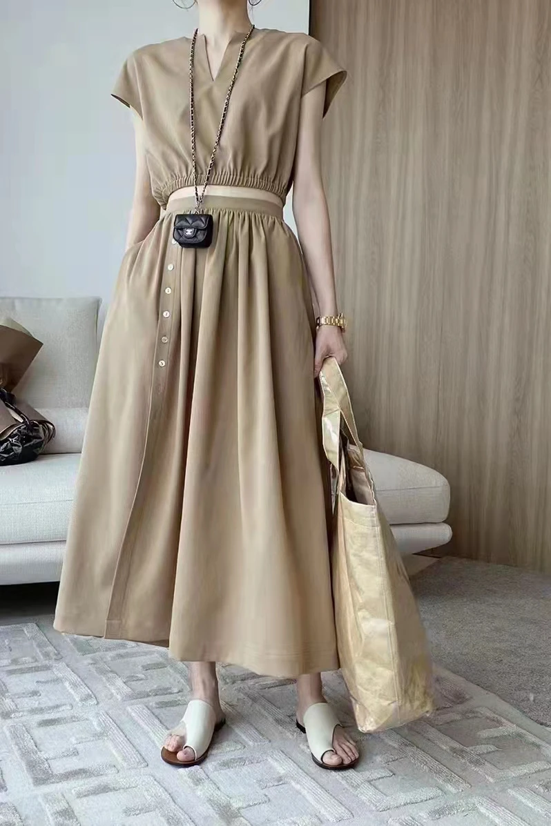 

SuperAen 2022 Summer New Sweet Solid Salt Suit Fashion Two-piece Set Women V Neck Office Lady