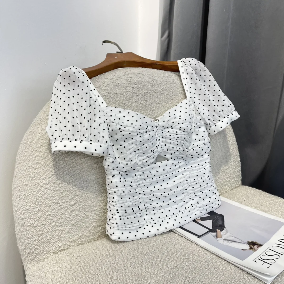 

2022 New Summer Ladies Original High Quality Slim Puff Sleeve Black Polka Dots Print Pleated Short White Blouses