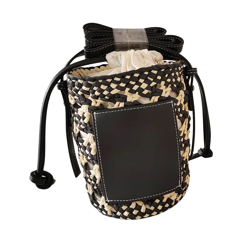 2023 New Fashion Versatile Shoulder Messenger Foreign Style Woven Handbag Luxury FashionSac A Main Plaid Bucket Straw Woven Bags
