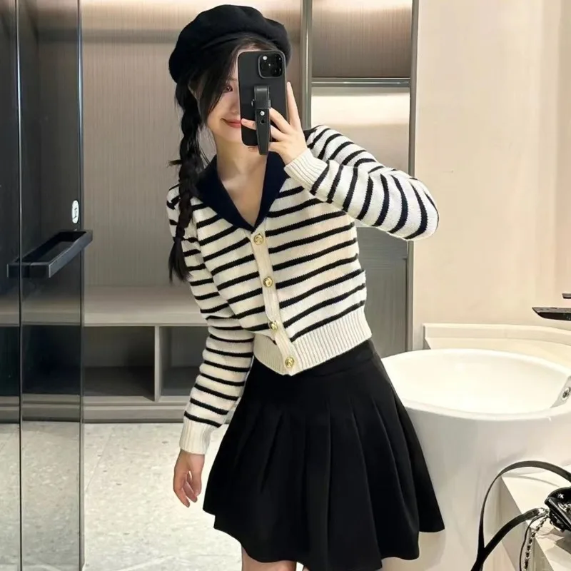 Женский кардиган вязаный свитер Academy темно-синий с воротником на весну и лето