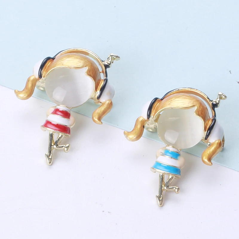 

Fashion Music Girl Brooch Alloy Drip Oil Cartoon Corsage
