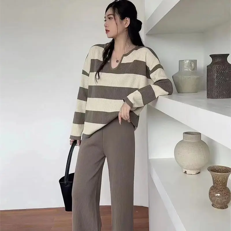 

Женский осенне-зимний комплект из 2 предметов, свободный трикотажный свитер и джемпер в полоску с длинным рукавом и брюки, Y2k, Q519, 2023