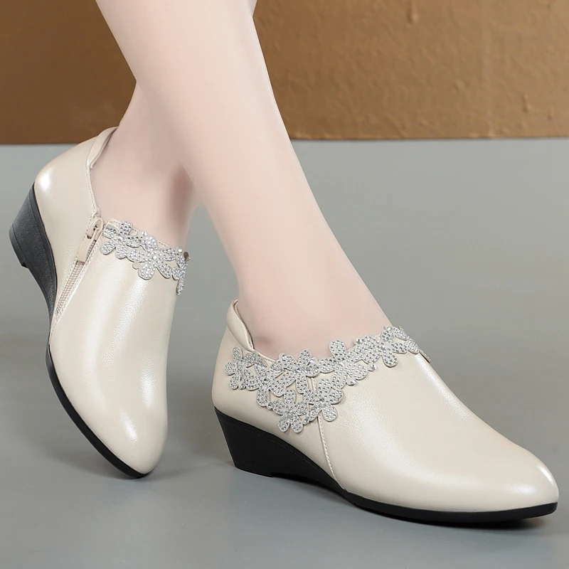 DIMANYU Women's Shoes Wedge 2023 New Genuine Leather Women's Shoes Rhinestones Large Size 41 42 43 Spring Mom Shoes