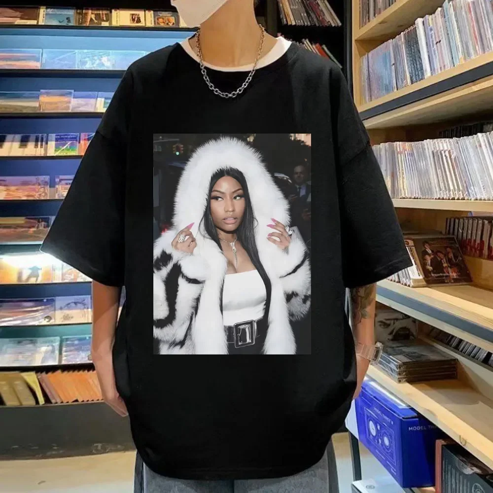 Рисунок 5 - Футболки с рисунком Nicki Minaj