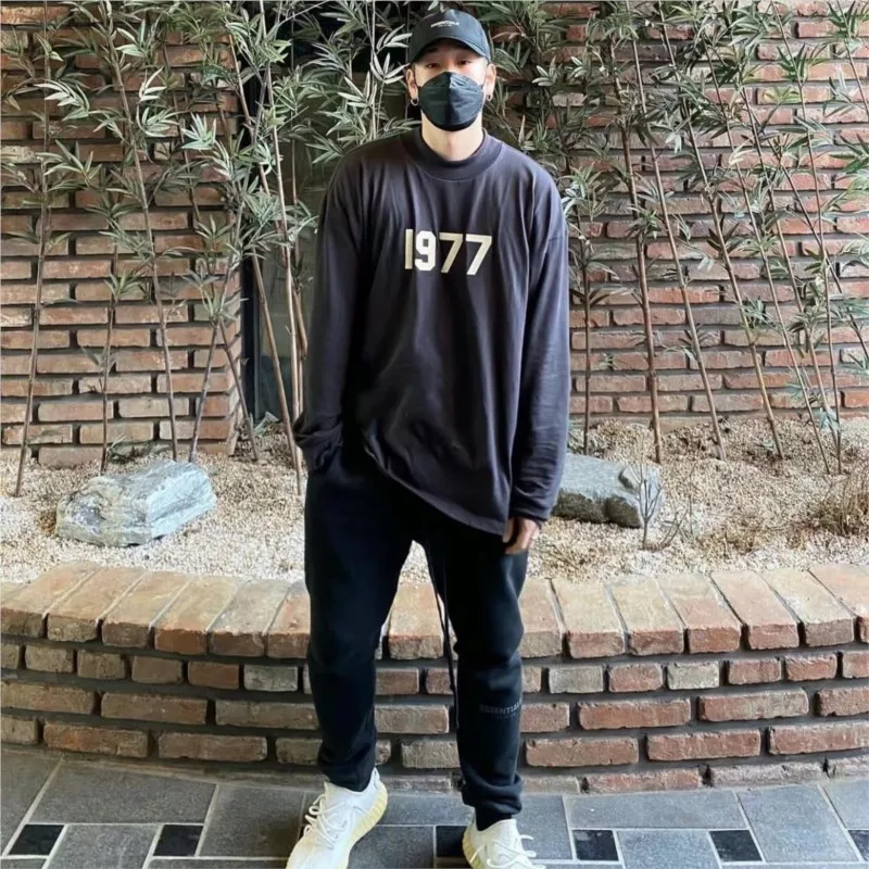 

Flocking Long Sleeve Loose High Street Fashion Sweatshirts 2022 Autumn And Winter Man New Hip Hop O-Neck Casual Sweatshirts