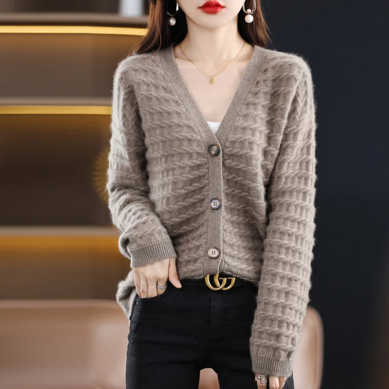 Autumn And Winter New Wool V-Neck Horizontal Twist Flower Cardigan Women's Loose Outer Wear Long-Sleeved Knitted Sweater Coat