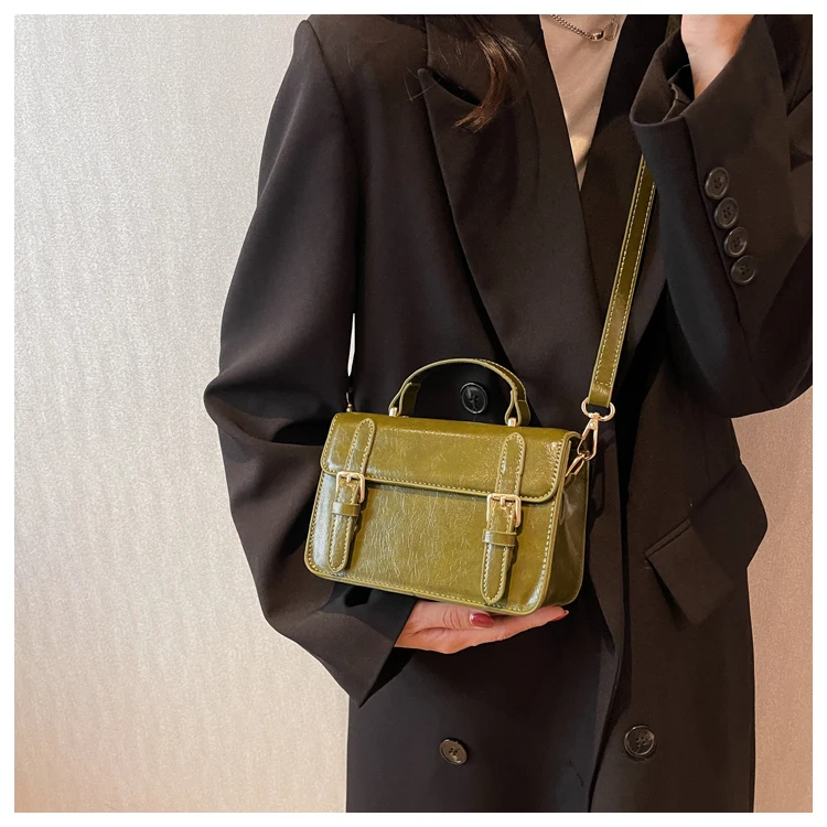 

Женская сумка через плечо, черная маленькая сумка