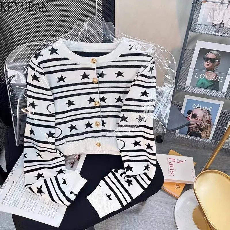 

2022 Autumn Cropped Cardigan Sweater Women's Star Stripe Contrast Color Single Breasted Long-sleeved Knitted Cardigans Women Top