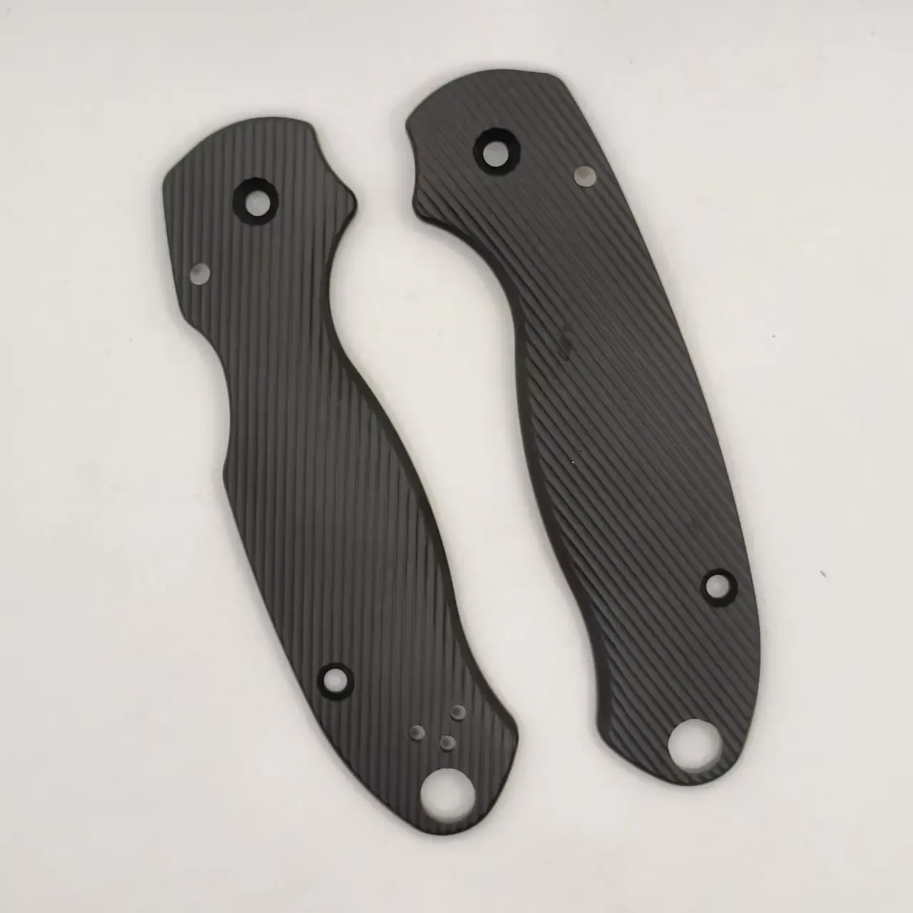 1 пара весов с ручкой из саржевого алюминиевого сплава для ножей Spyderco C223 Para3