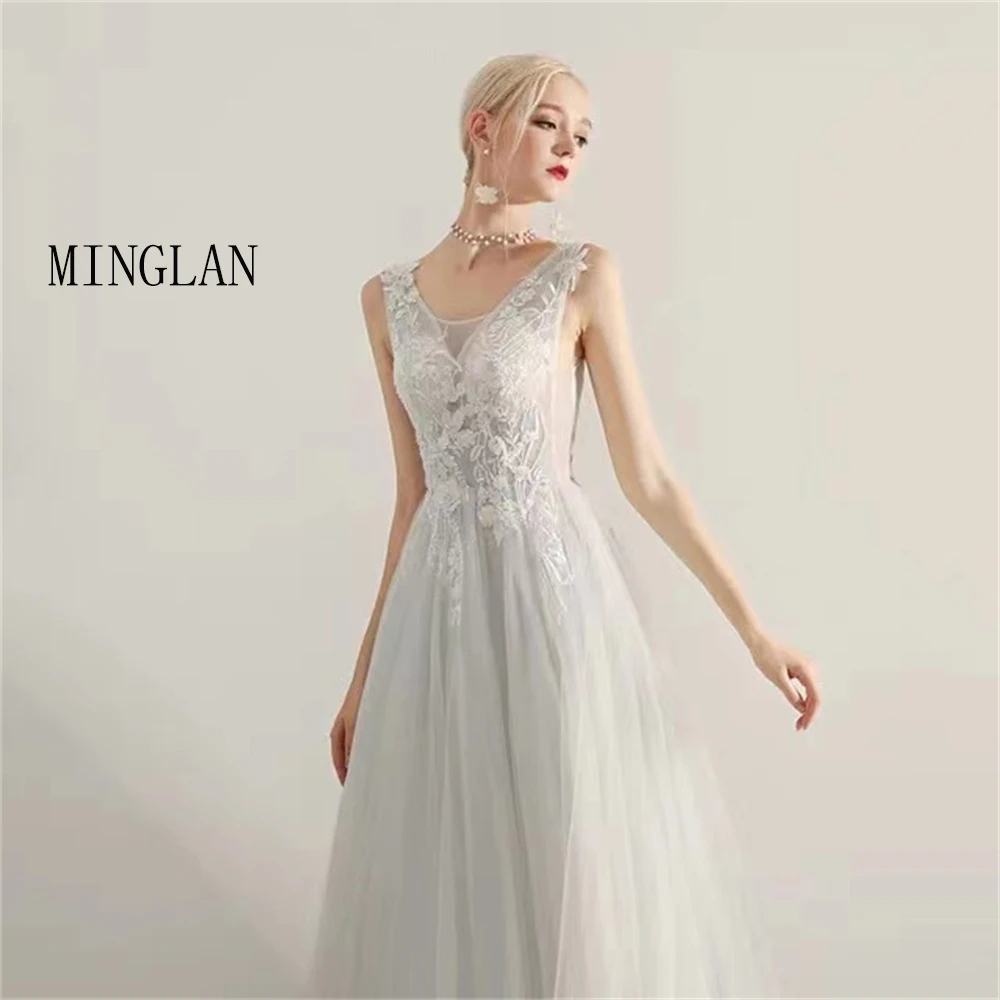 

MINGLAN Elegant Lace Appliques V Neck Spaghetti Strap Sleeveless Prom Dress Ankle Length Pleat Formal Evening Gowns New 2023