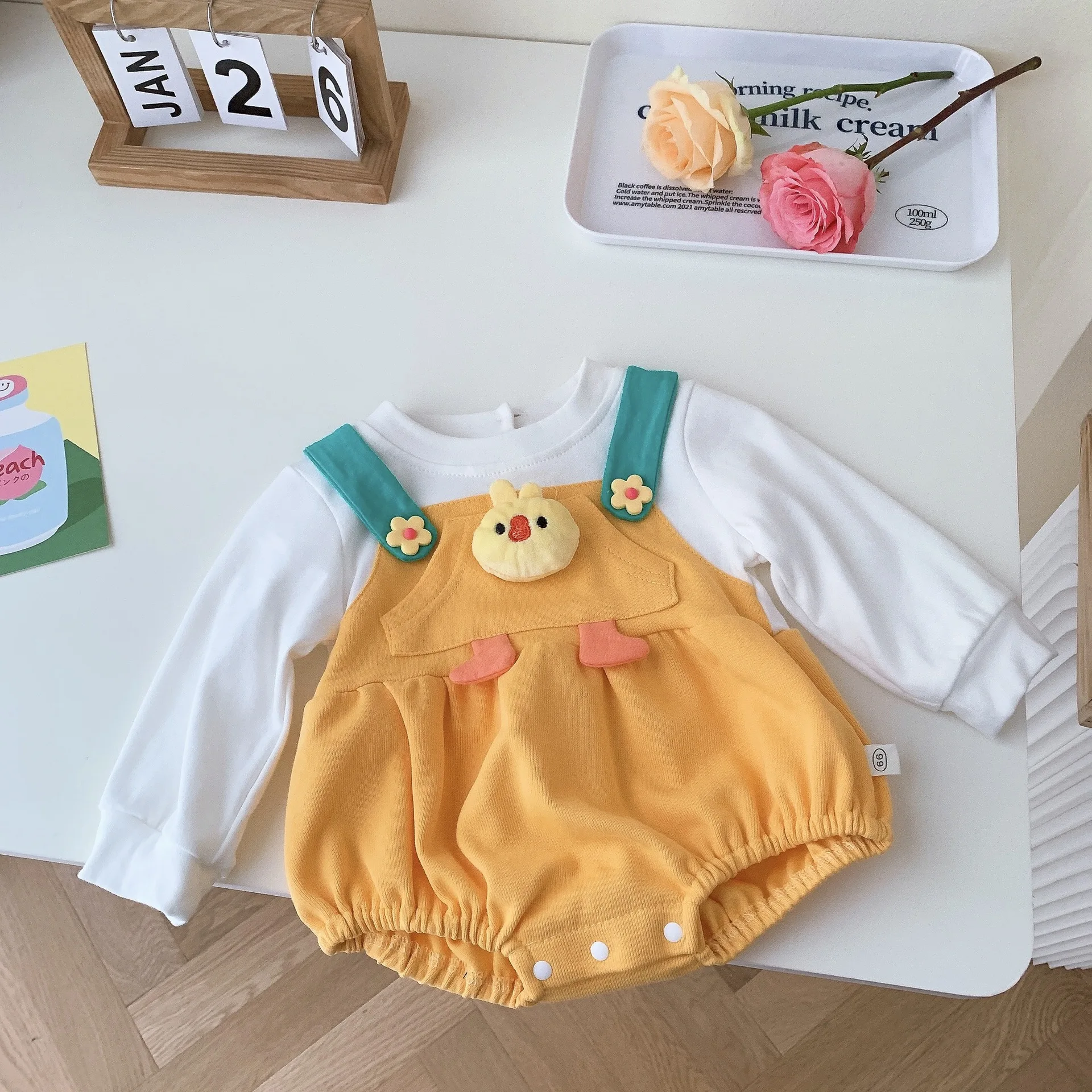 

Apring Autumn Boy Girl Infant Cartoon Duck Bodysuit Fashion Newborn Patch Long Sleeve Romper Baby Cotton Pocket Casual Onesie