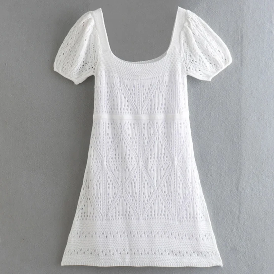 

Withered French Style Indie Folk Vintage Knitted Square Collar White Geometry Hollow Out White Color Fashion Party Dress Women