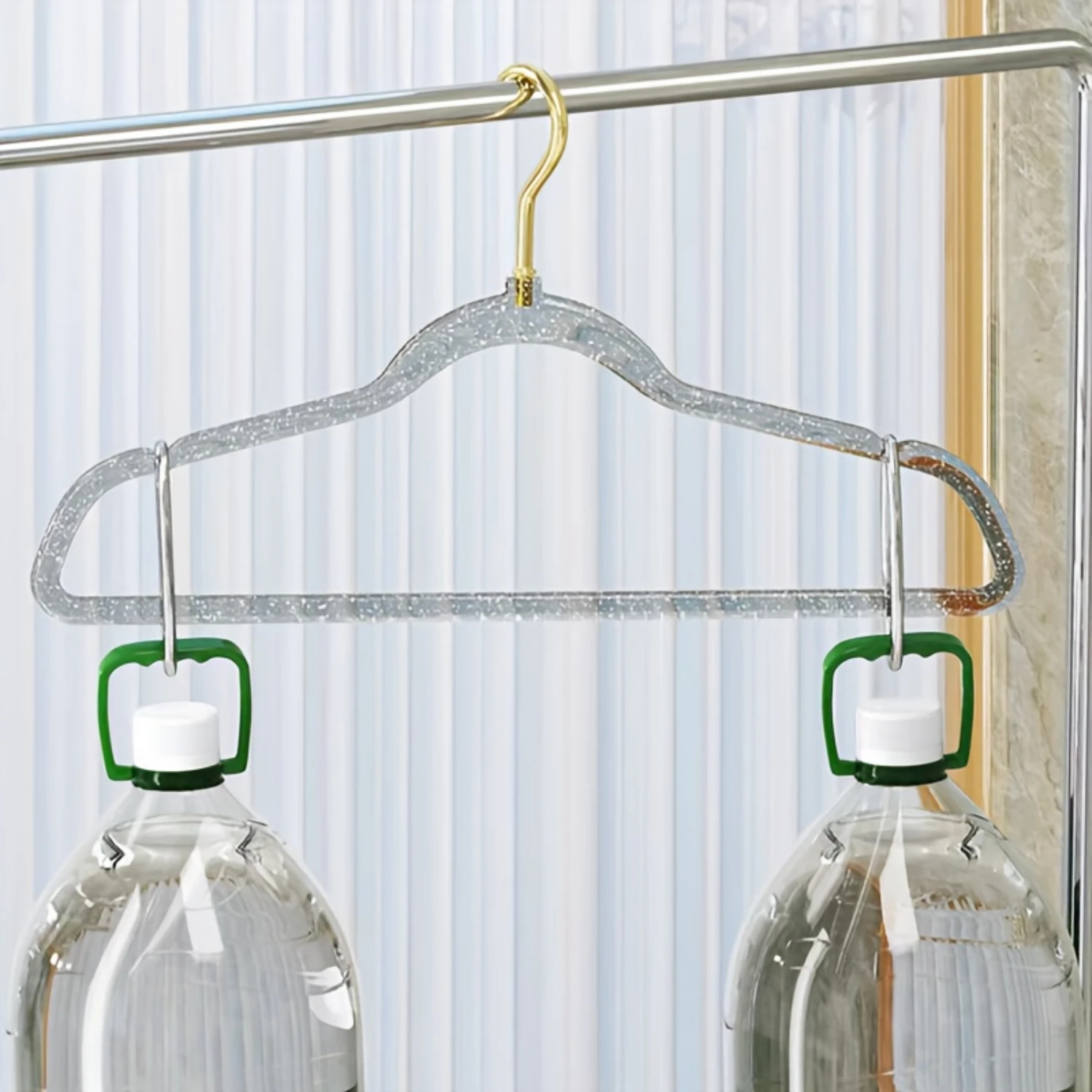 10pcs Premium Crystal Clear Plastic Glitter Hangers - Non-Marking Non-Slip Thickened and Traceless Space-Saving Closet Orga