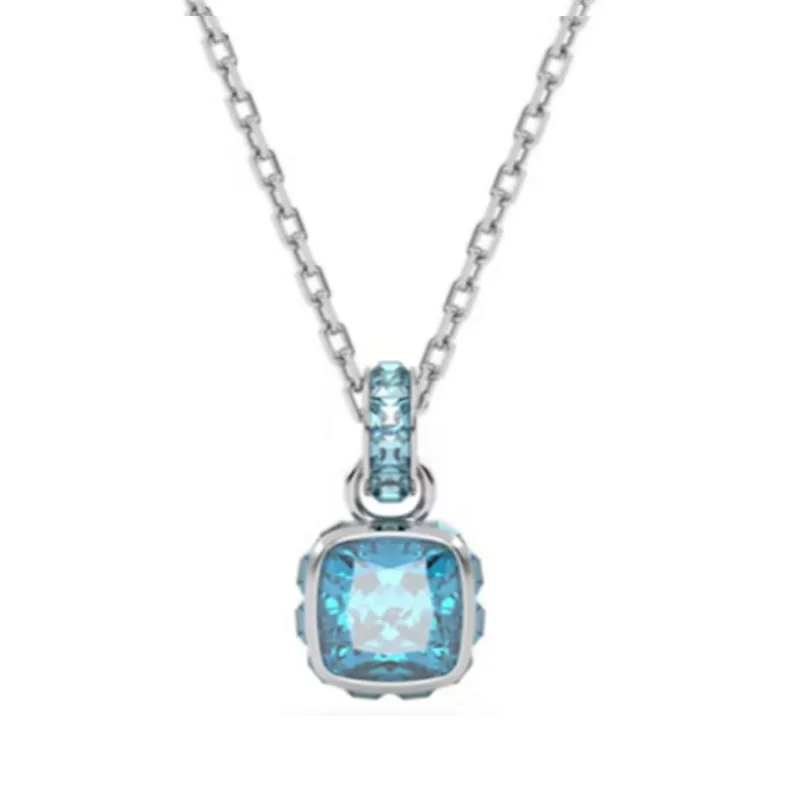 

Fashionable and Exquisite 2023 New Light Luxury Blue Diamond Necklace Christmas Gift Free Shipping