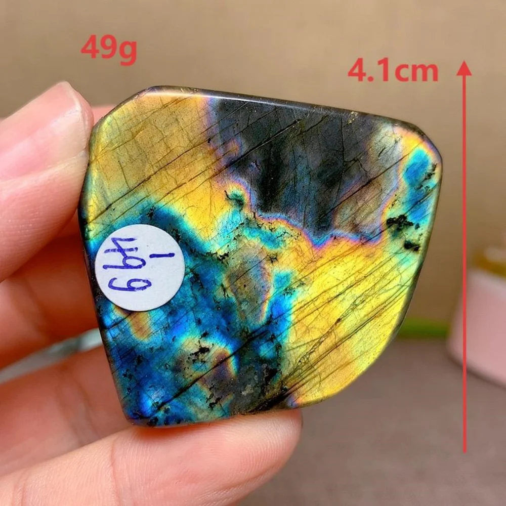 Лабрадорит свободной формы