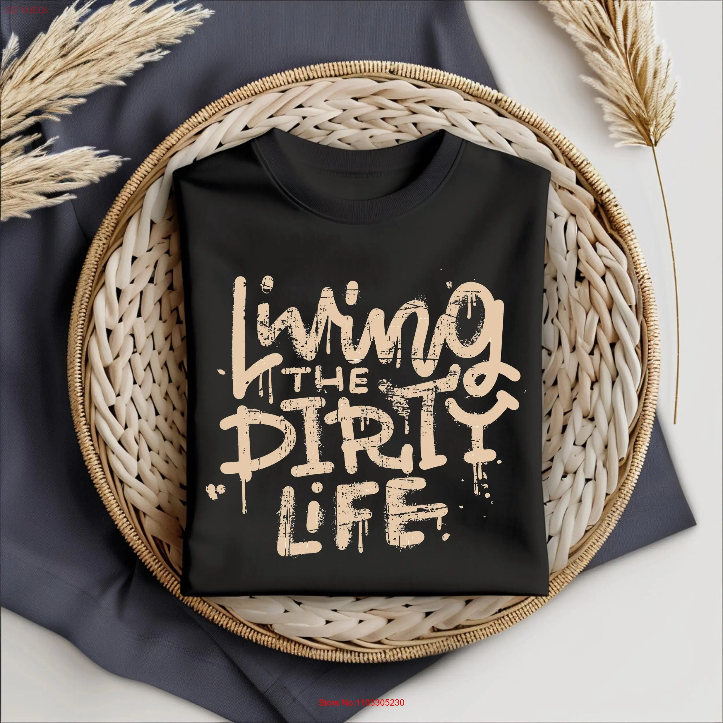 Футболка Любящая грязную жизнь Острая и игривая для диких ночей Нахальные