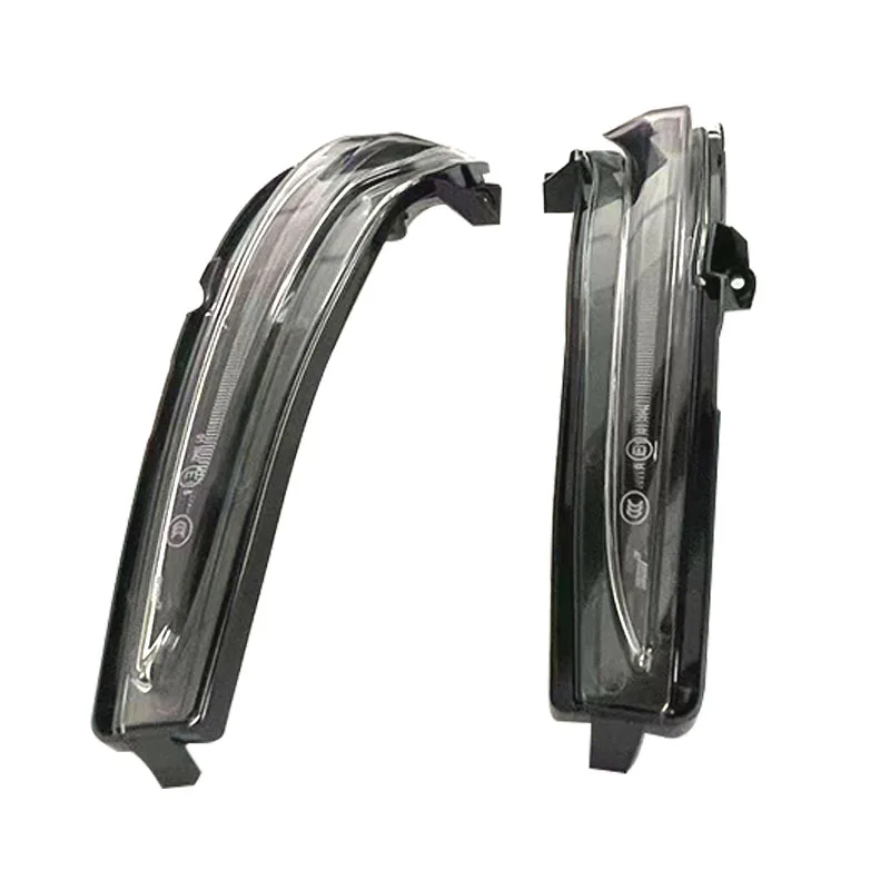 

Two LED Reverse Mirror Indicator Lamp Turn Signal Light For Mercedes Benz V-Class W447 W205 W213 0999067101 0999064601