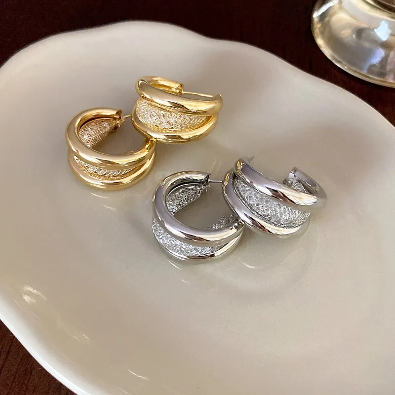 

Layered Rhinestone C Stud Earrings 925 Silver Needle Gold and Silver Color Metal Earring for Women Wedding Jewelry Accessories