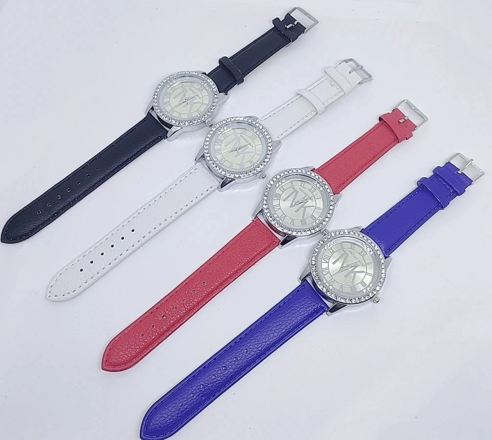Top Brand New Watch Women Fashion Casual Leather Belt Watches Simple Ladies' Ultra Thin Quartz Clock Dress Wristwatches Relogio