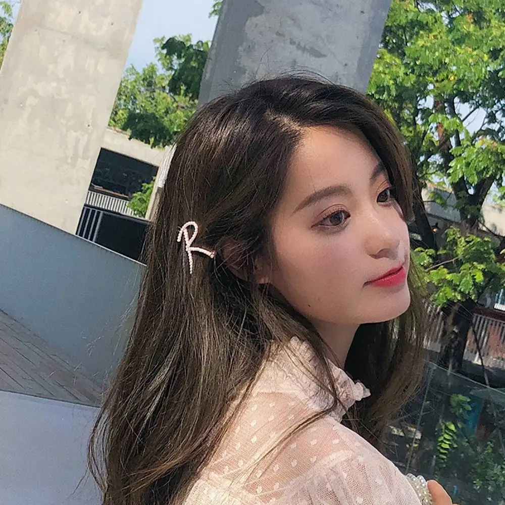 

Fashion Korean Girl Hair Accessories Letter Pins and Clips Pearl Hairpin Elegant Pin Barrettes Headwear Styling Hair Accessories