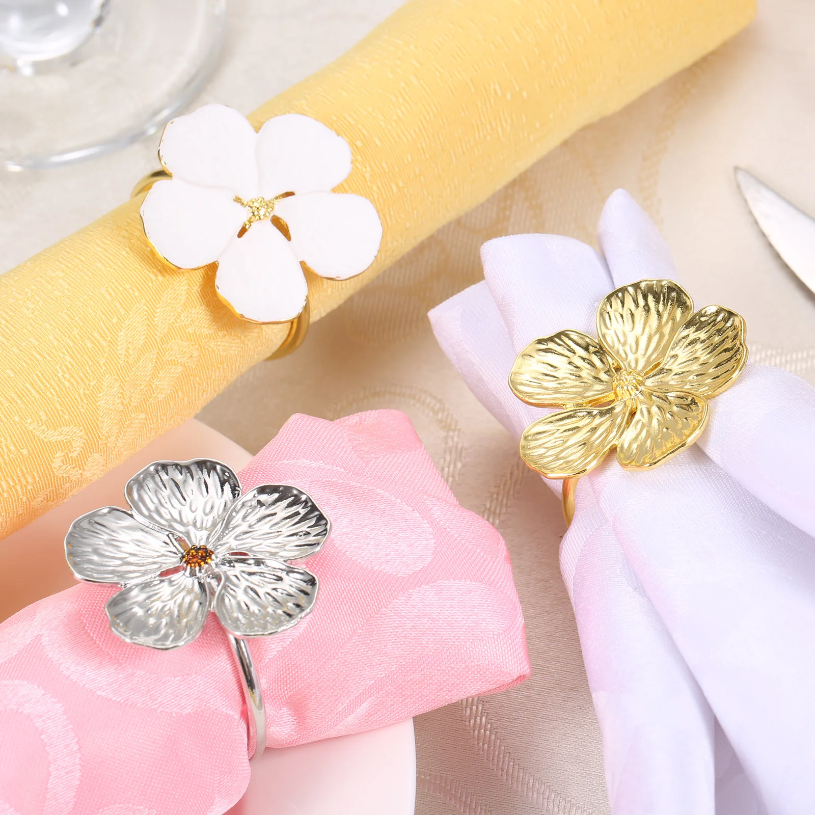 

6pcs Durable Napkin Rings White Oil Flower Napkin Buckle Party Dining Table Plum Napkin Ring Paper Napkin Ring Table Decoration